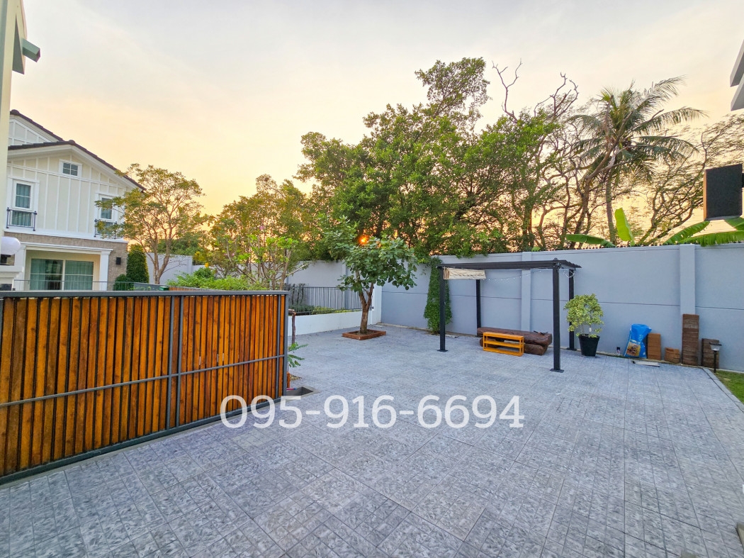 For rent, single house, Villaggio 2 Srinakarin-Bangna, extra large plot with relaxing area, a/c all 