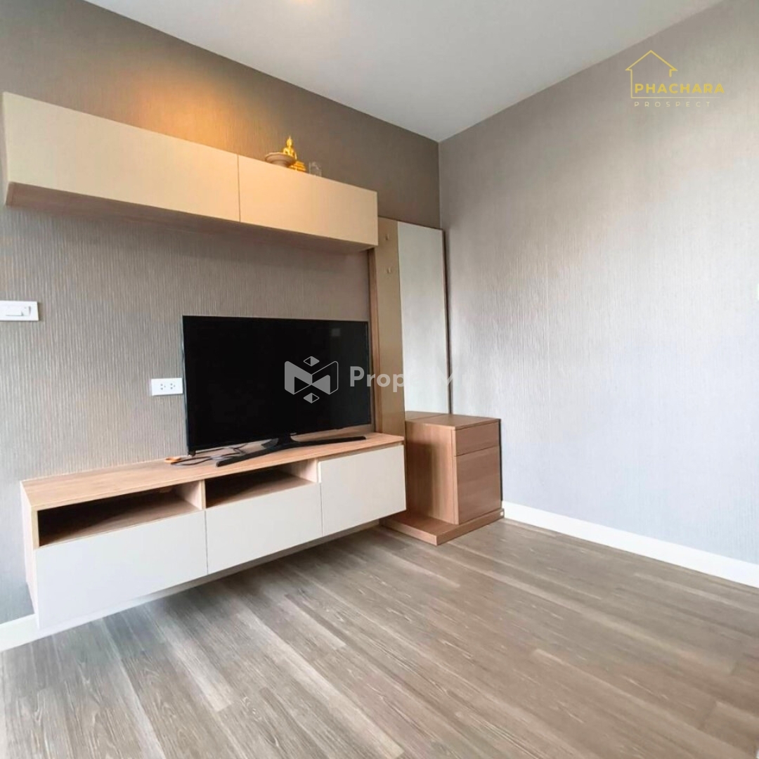 Moniiq Sukhumvit 64 Condominium: Japanese style condo, beautiful room with furniture, near Punnawith