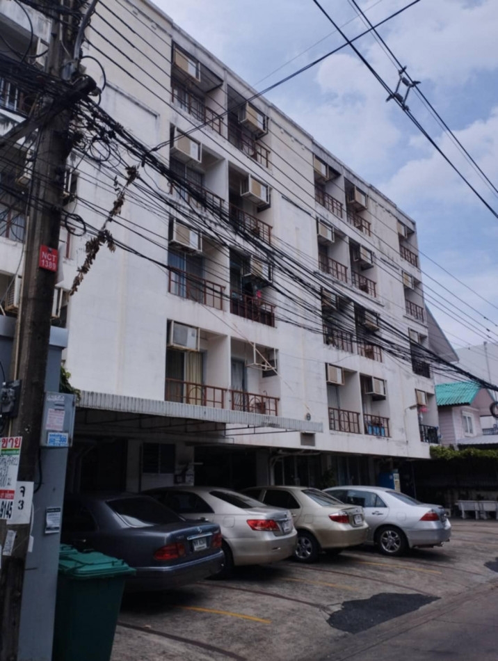 ขาย Apartment ลาดพร้าว เหมาะสำหรับลงทุน เนื้อที่ 150 ตารางวา จำนวน 45 ห้อง พื้นที่ใช้สอย 1600 ตารางเ