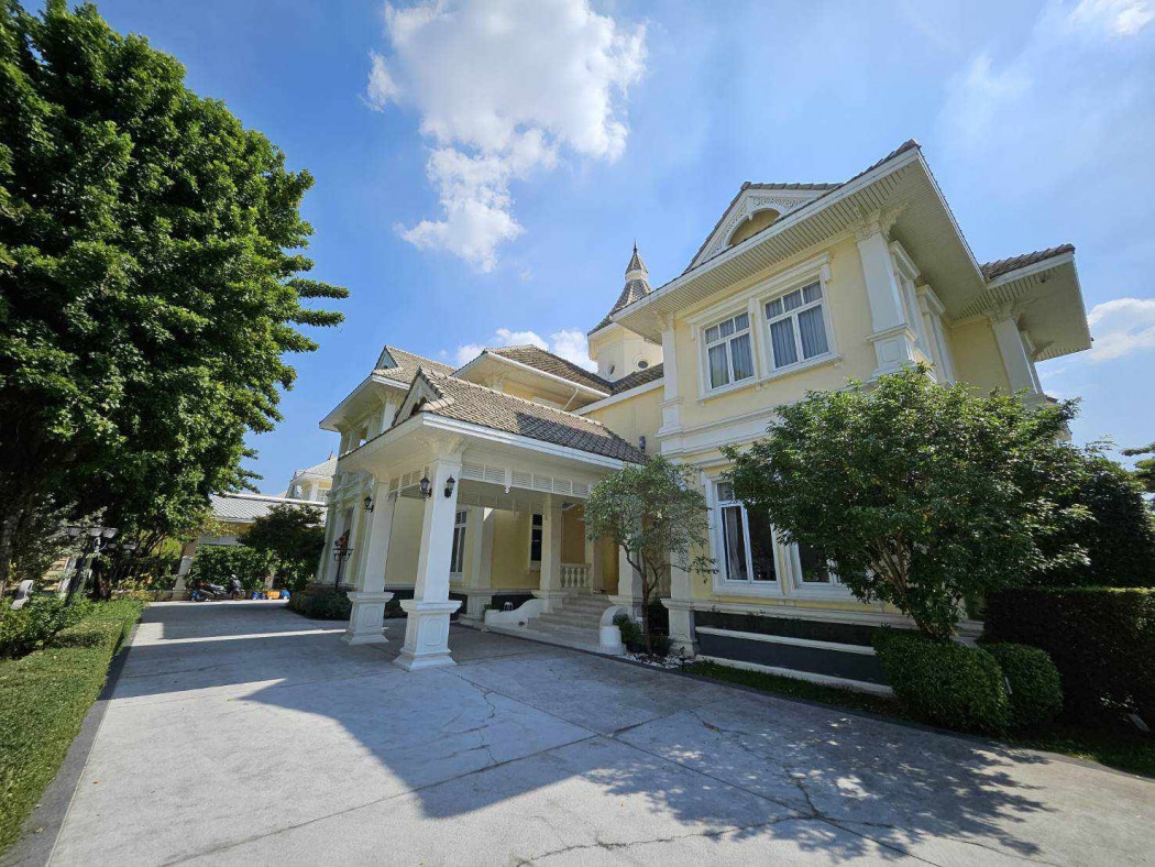ขาย บ้านหรู บนทำเลถนนเกษตร-นวมินทร์ (ใกล้ทางด่วนเอกมัย-รามอินทรา) The Royal Residence เนื้อที่ 398 ต