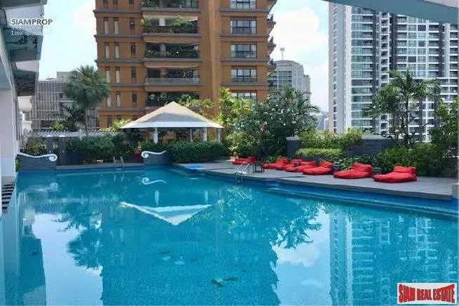 Waterford Diamond - Large Three Bedroom Contemporary Condo for Rent Near BTS Phrom Phong