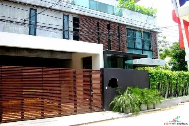 Private Four Bedroom House with Pool and Tropical Gardens in Thong Lo