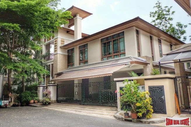 Baan Sansiri Sukhumvit 67 - Beautiful Two Storey, Four Bedroom House for Rent in Lovely Secured Phra Khanong Estate